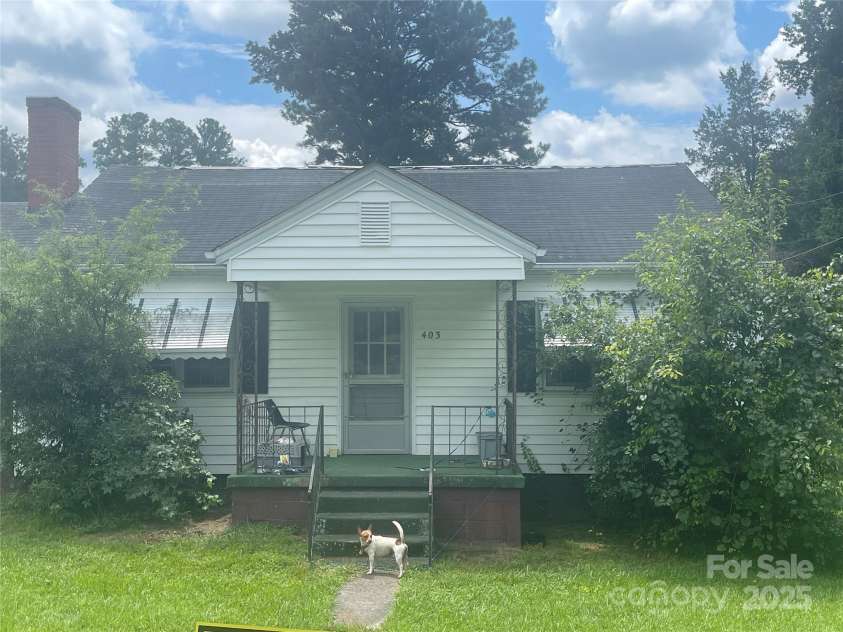 403 Mill Street, Biscoe, NC 27209.  MLS# CAR4287674, YatesRealty ID 31208. 