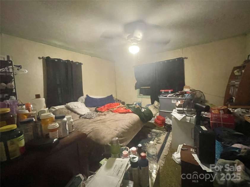 403 Mill Street, Biscoe, NC 27209.  MLS# CAR4287674, YatesRealty ID 31208. 