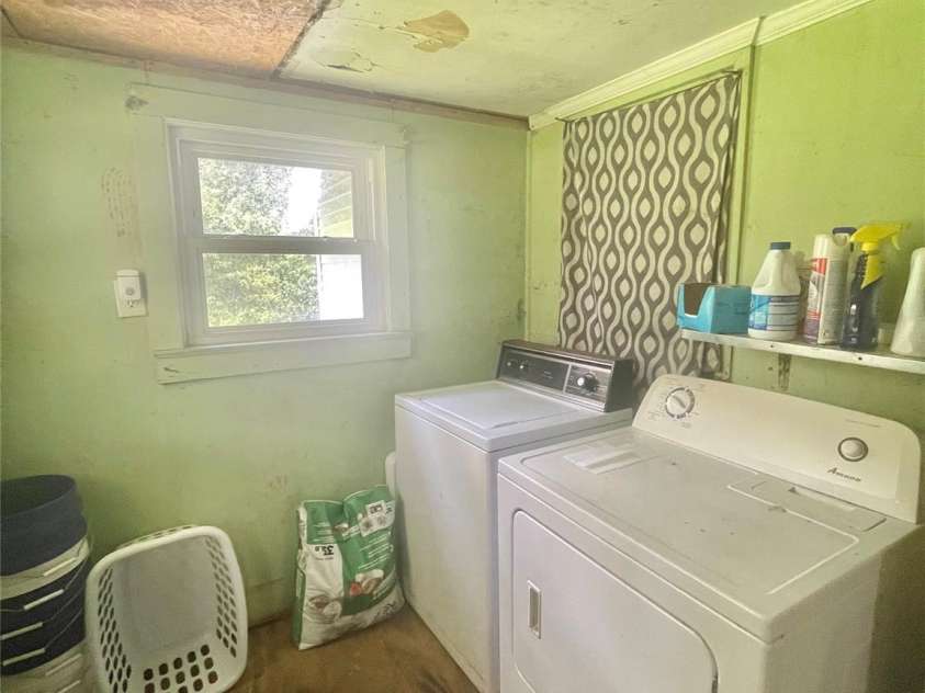 403 Mill Street, Biscoe, NC 27209.  MLS# CAR4287674, YatesRealty ID 31208. 