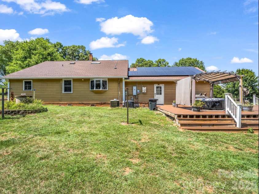 202 Sunset Memorial Road, Forest City, NC 28043.  MLS# CAR4392854, YatesRealty ID 31209. 
