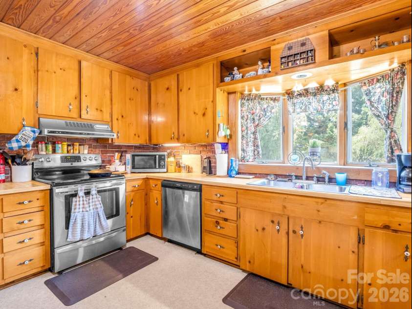 202 Sunset Memorial Road, Forest City, NC 28043.  MLS# CAR4392854, YatesRealty ID 31209. 