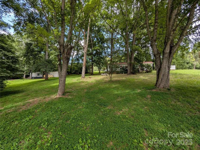 36 & 40 Pat Rogers Road, Franklin, NC 28734.  MLS# CAR4282191, YatesRealty ID 31210. 