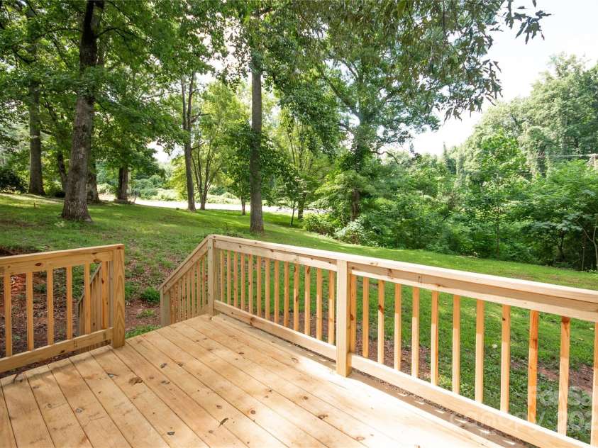 36 & 40 Pat Rogers Road, Franklin, NC 28734.  MLS# CAR4282191, YatesRealty ID 31210. Main Home Deck