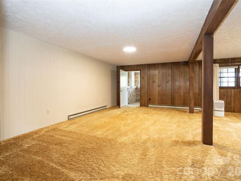 45 Mountain View Avenue, Black Mountain, NC 28711.  MLS# CAR4394810, YatesRealty ID 31210. 