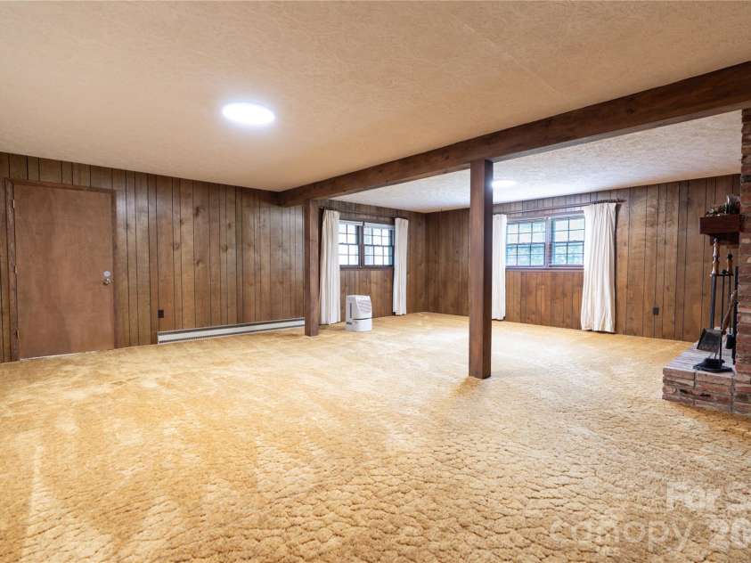 45 Mountain View Avenue, Black Mountain, NC 28711.  MLS# CAR4394810, YatesRealty ID 31210. 
