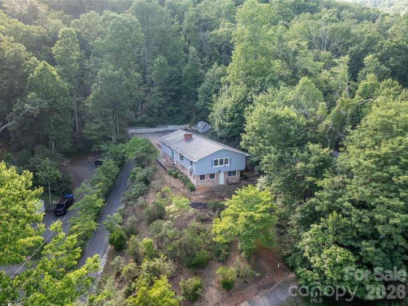45 Mountain View Avenue, Black Mountain, NC 28711.  MLS# CAR4394810, YatesRealty ID 31210. 