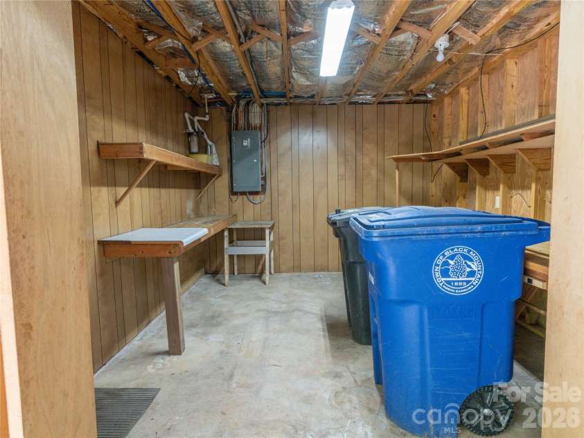 45 Mountain View Avenue, Black Mountain, NC 28711.  MLS# CAR4394810, YatesRealty ID 31210. Work shop in basement