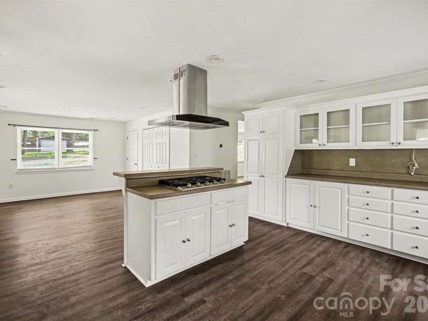 1003 Sumter Street, Shelby, NC 28150.  MLS# CAR4394841, YatesRealty ID 31211. Kitchen