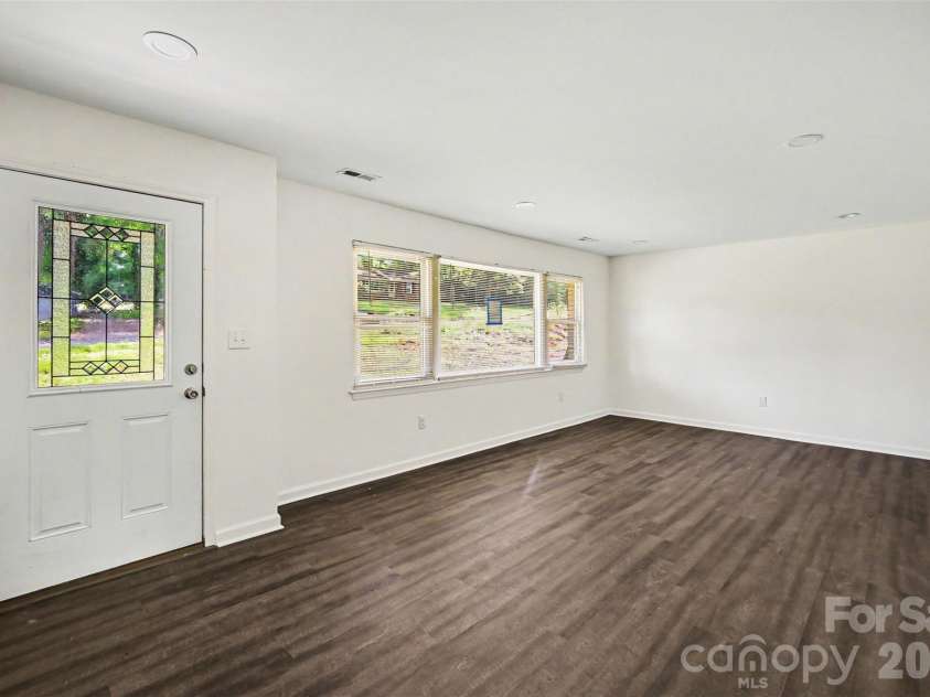 1003 Sumter Street, Shelby, NC 28150.  MLS# CAR4394841, YatesRealty ID 31211. Livingroom
