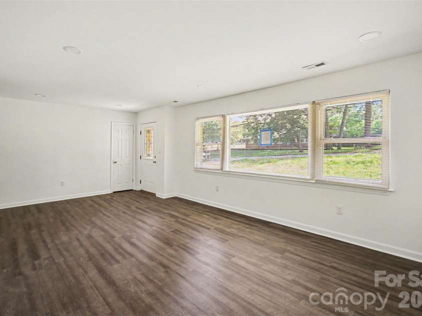 1003 Sumter Street, Shelby, NC 28150.  MLS# CAR4394841, YatesRealty ID 31211. Livingroom