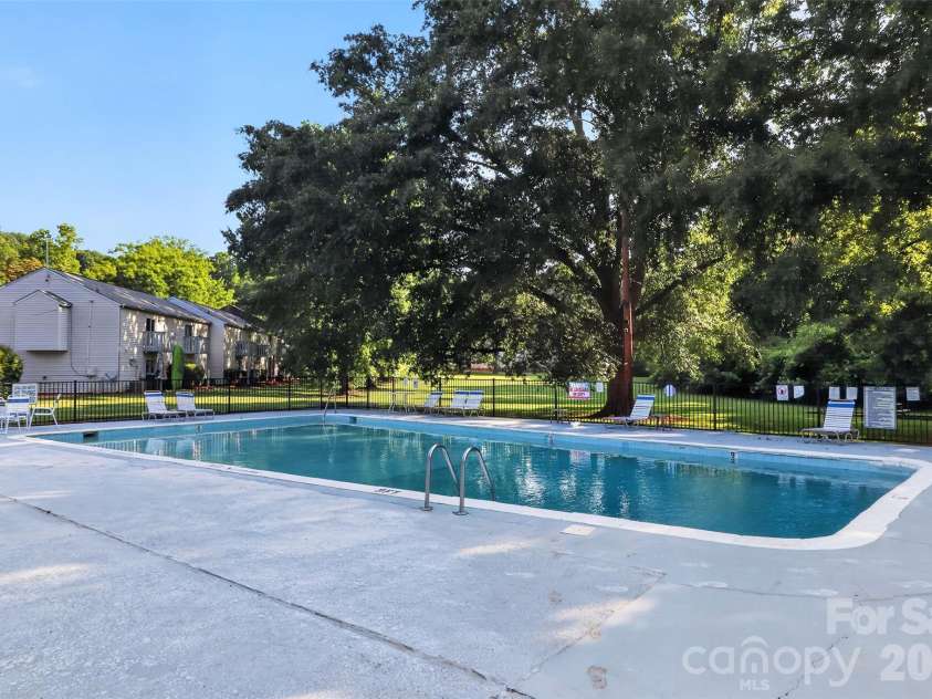 1906 Meadowlark Lane, Charlotte, NC 28210.  MLS# CAR4392020, YatesRealty ID 31213. 