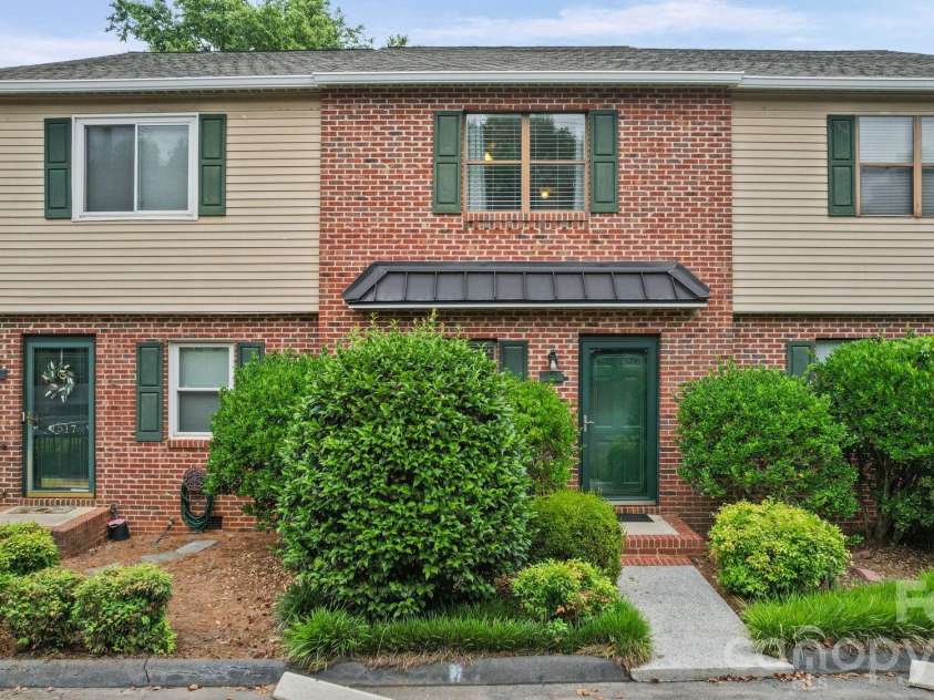 1519 South Point Road, Belmont, NC 28012.  MLS# CAR4394491, YatesRealty ID 31214. 