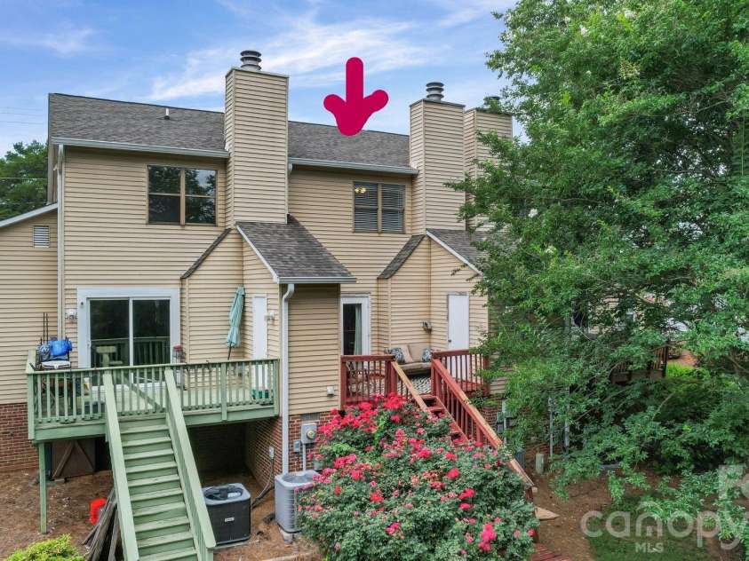 1519 South Point Road, Belmont, NC 28012.  MLS# CAR4394491, YatesRealty ID 31214. 