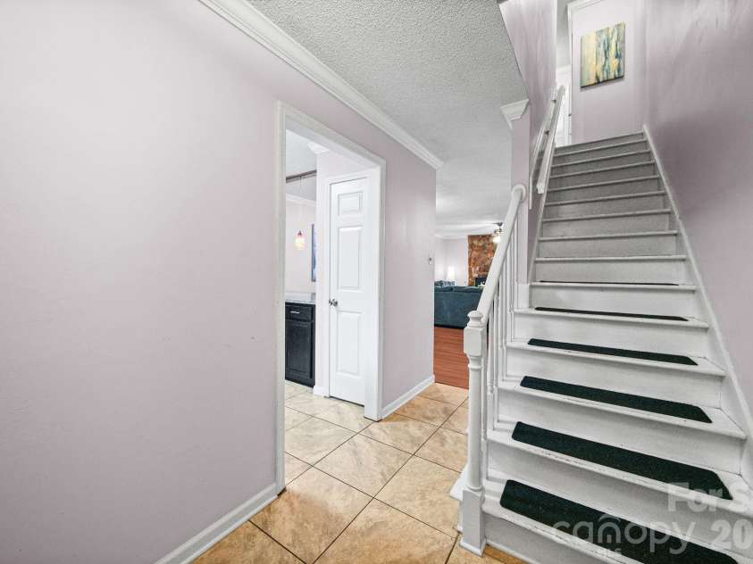1519 South Point Road, Belmont, NC 28012.  MLS# CAR4394491, YatesRealty ID 31214. 