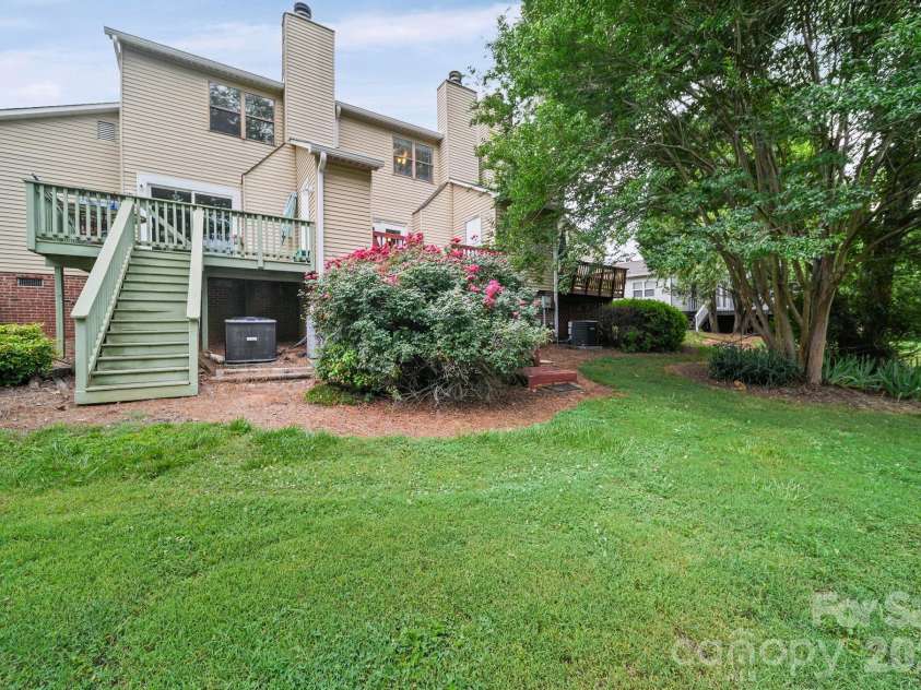 1519 South Point Road, Belmont, NC 28012.  MLS# CAR4394491, YatesRealty ID 31214. 
