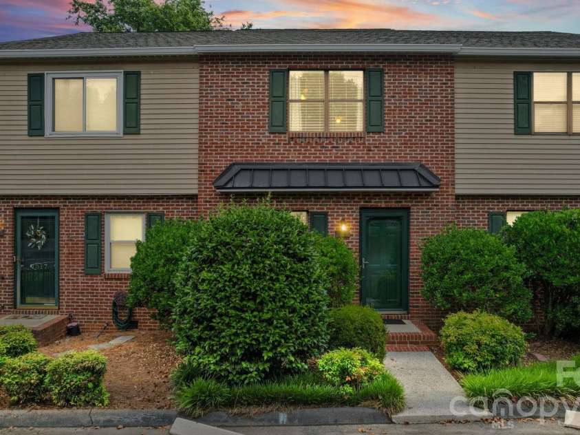 1519 South Point Road, Belmont, NC 28012.  MLS# CAR4394491, YatesRealty ID 31214. 