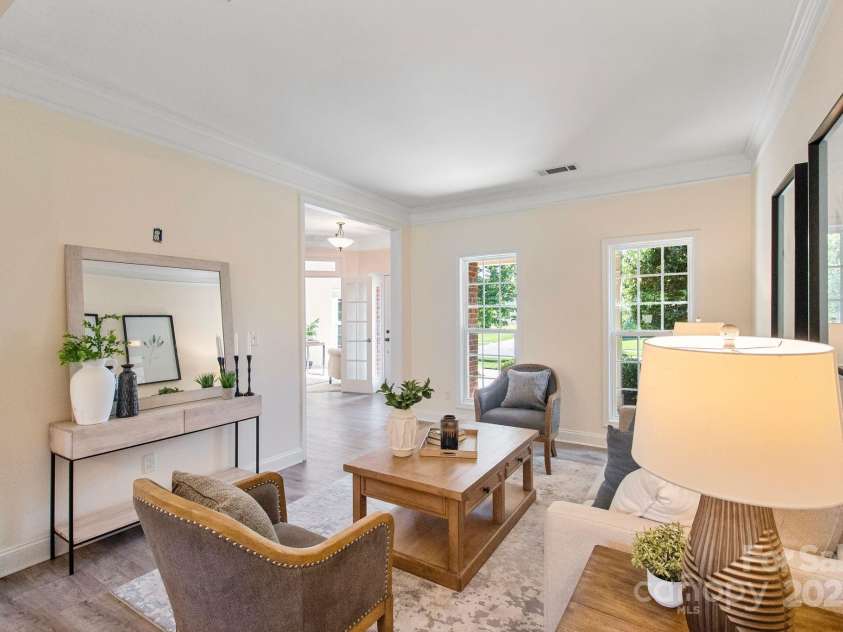 16010 Loch Raven Road, Huntersville, NC 28078.  MLS# CAR4277329, YatesRealty ID 31214. 