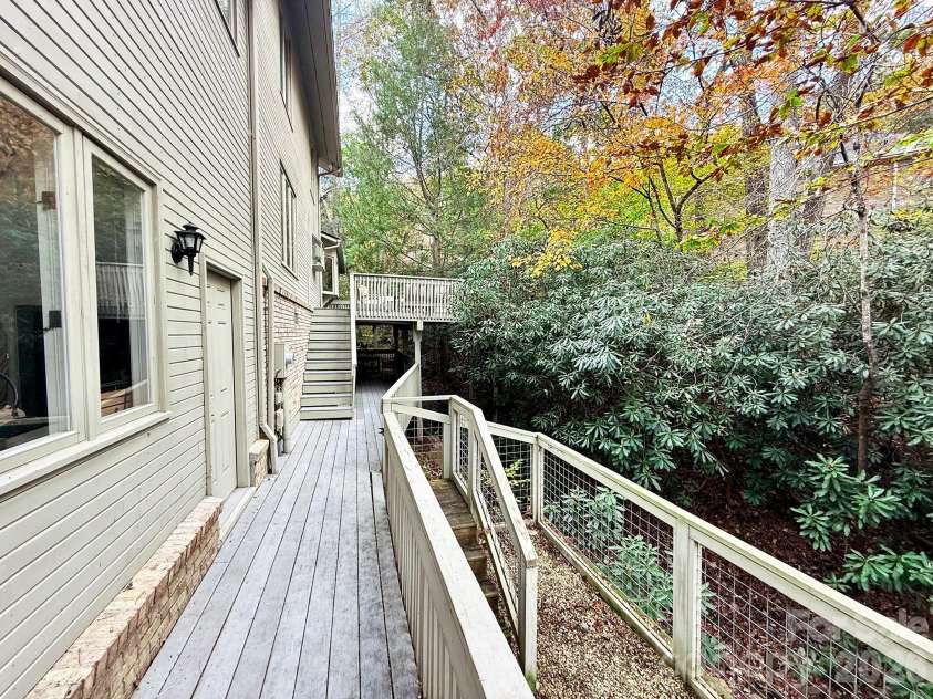 305 Sondley Drive, Asheville, NC 28805.  MLS# CAR4394793, YatesRealty ID 31217. Back Deck - Lower