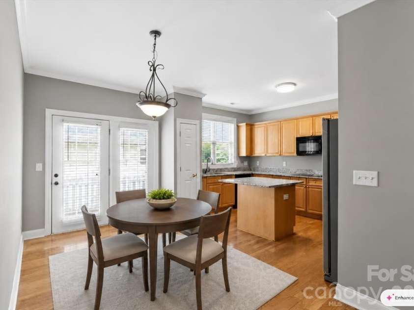 1106 Davant Lane, Charlotte, NC 28209.  MLS# CAR4412229, YatesRealty ID 31218. 
