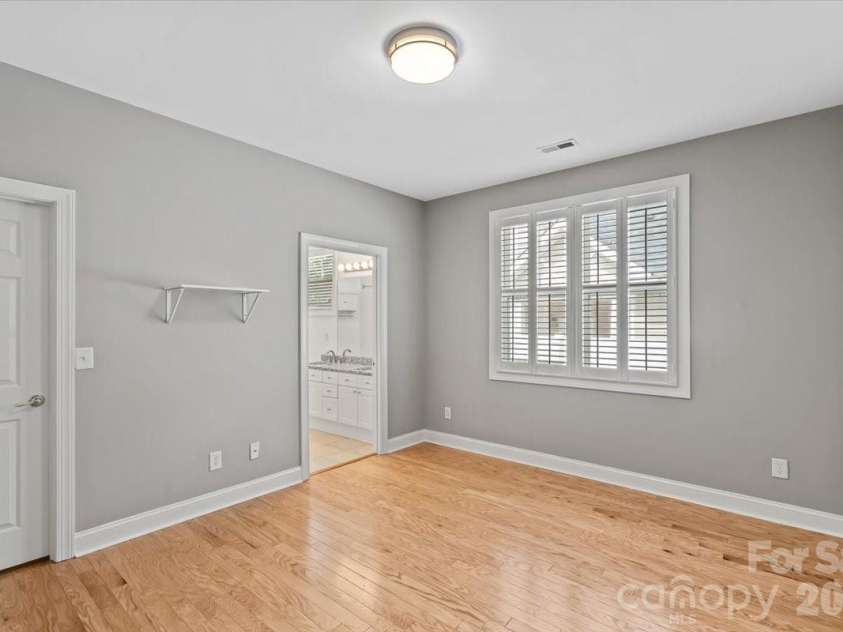 1106 Davant Lane, Charlotte, NC 28209.  MLS# CAR4412229, YatesRealty ID 31218. 