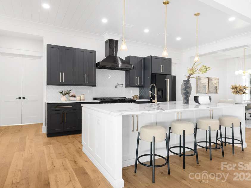 2515 Neagle Smith Lane, Belmont, NC 28012.  MLS# CAR4284699, YatesRealty ID 31218. 