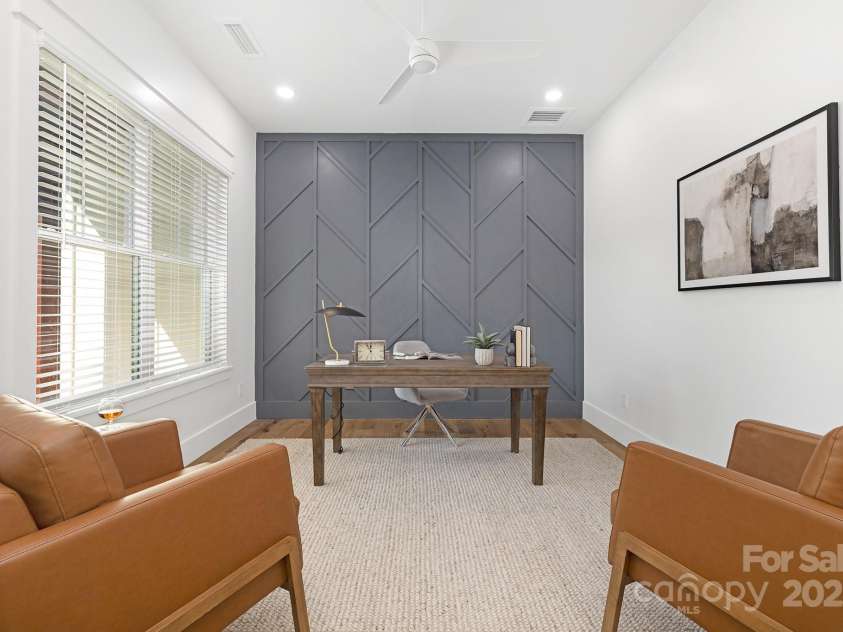 2515 Neagle Smith Lane, Belmont, NC 28012.  MLS# CAR4284699, YatesRealty ID 31218. Office