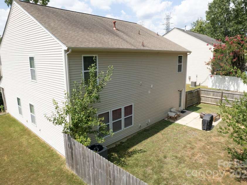 1219 Century Drive, Clover, SC 29710.  MLS# CAR4284482, YatesRealty ID 31219. 