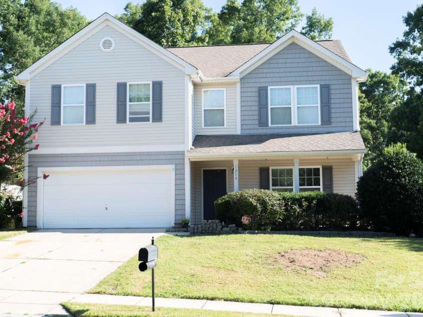 1219 Century Drive, Clover, SC 29710.  MLS# CAR4284482, YatesRealty ID 31219. 