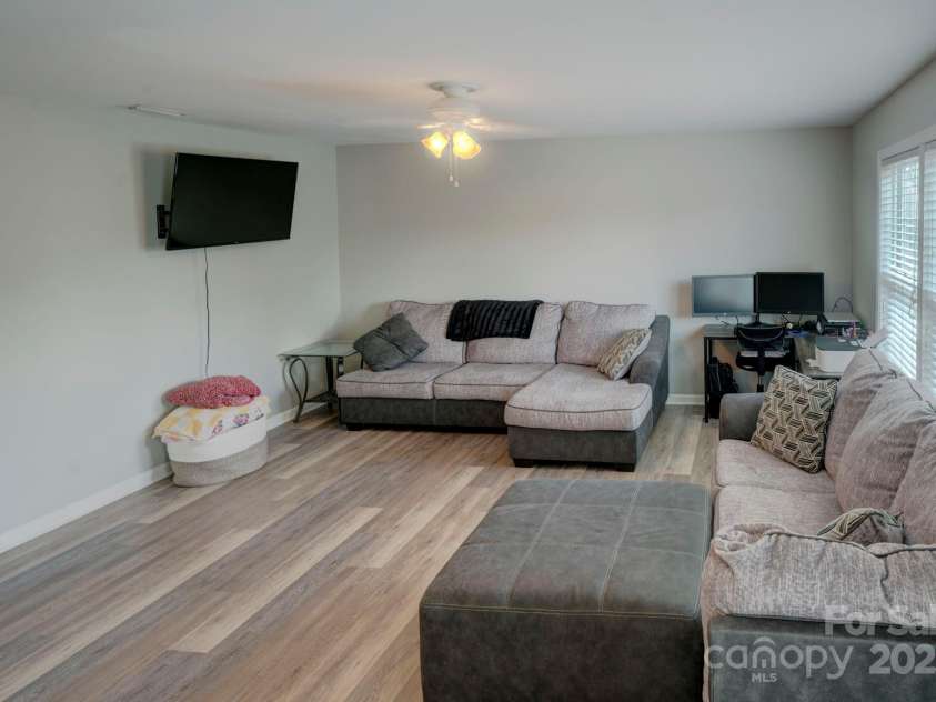 1219 Century Drive, Clover, SC 29710.  MLS# CAR4284482, YatesRealty ID 31219. Bonus room/Loft -2nd Floor