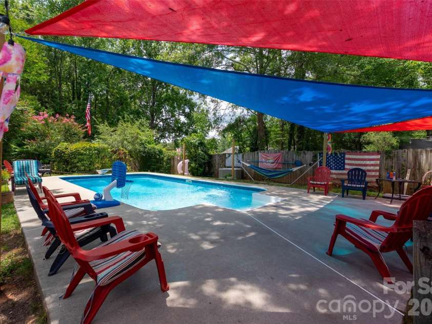 1929 Havenwood Drive, Lancaster, SC 29720.  MLS# CAR4393217, YatesRealty ID 31219. Outdoor Oasis