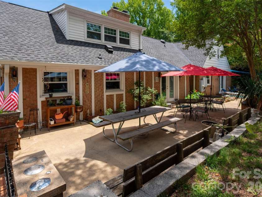 1929 Havenwood Drive, Lancaster, SC 29720.  MLS# CAR4393217, YatesRealty ID 31219. Outdoor Oasis