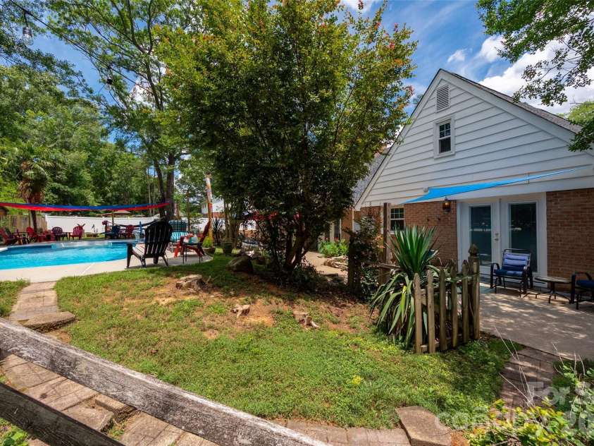 1929 Havenwood Drive, Lancaster, SC 29720.  MLS# CAR4393217, YatesRealty ID 31219. Outdoor Oasis