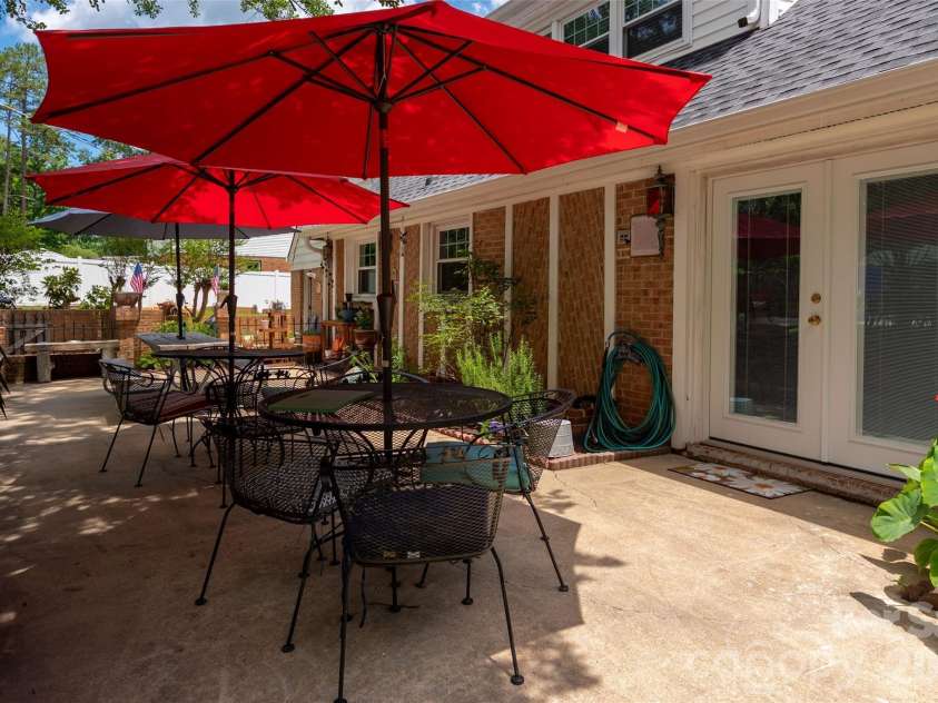 1929 Havenwood Drive, Lancaster, SC 29720.  MLS# CAR4393217, YatesRealty ID 31219. Outdoor Oasis
