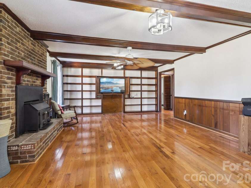 454 Woodberry Drive, Orangeburg, SC 29115.  MLS# CAR4337572, YatesRealty ID 3122. 