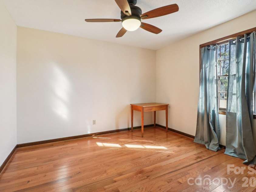 454 Woodberry Drive, Orangeburg, SC 29115.  MLS# CAR4337572, YatesRealty ID 3122. 