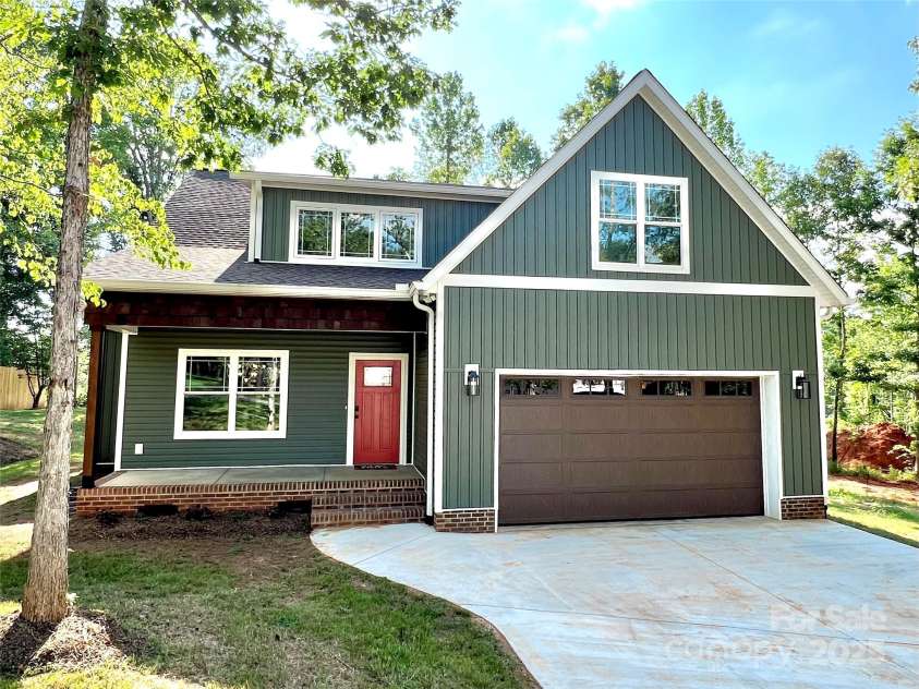 123 Arrowood Lane, Harmony, NC 28634.  MLS# CAR4285616, YatesRealty ID 31220. 123 Arrowood Lane