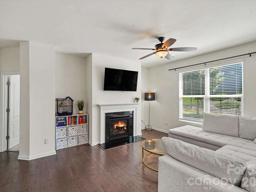 4267 Merrivale Drive, Lancaster, SC 29720.  MLS# CAR4392928, YatesRealty ID 31220. 