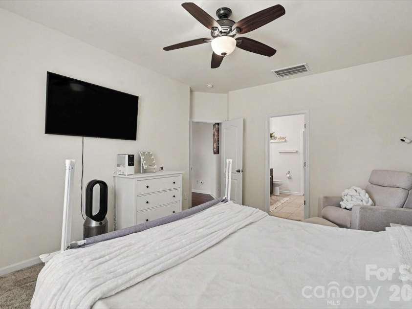 4267 Merrivale Drive, Lancaster, SC 29720.  MLS# CAR4392928, YatesRealty ID 31220. 