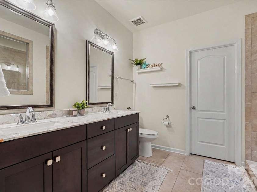 4267 Merrivale Drive, Lancaster, SC 29720.  MLS# CAR4392928, YatesRealty ID 31220. 