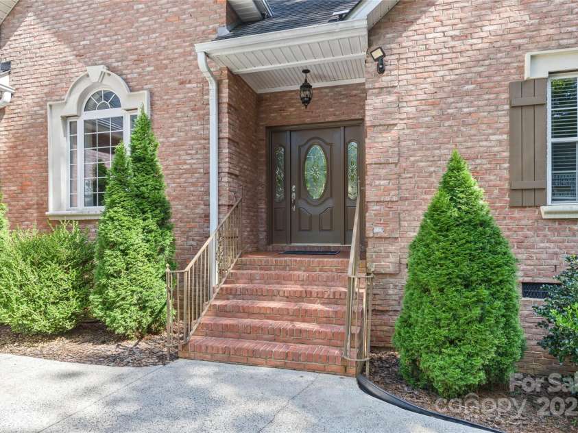 10209 Maple Haven Court, Mint Hill, NC 28227.  MLS# CAR4286280, YatesRealty ID 31221. 