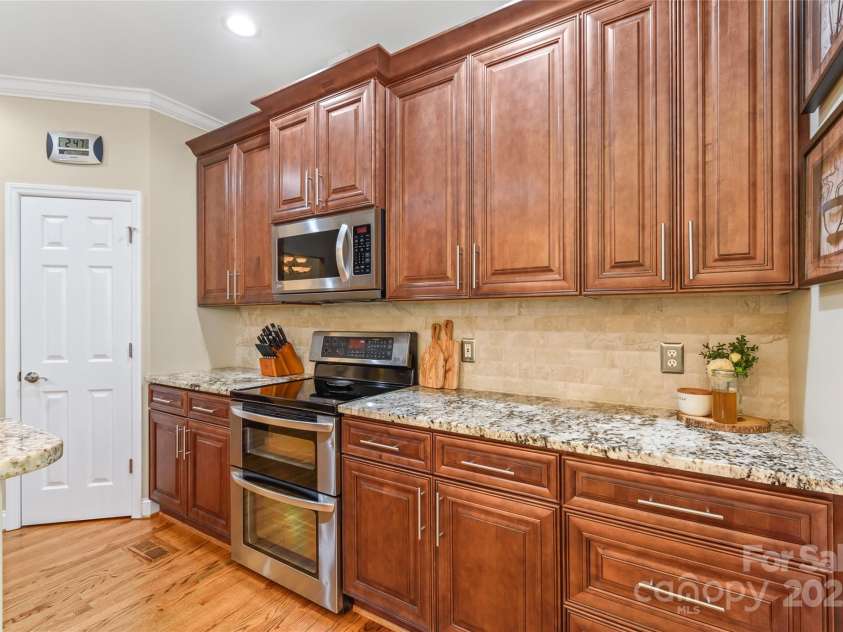 10209 Maple Haven Court, Mint Hill, NC 28227.  MLS# CAR4286280, YatesRealty ID 31221. 