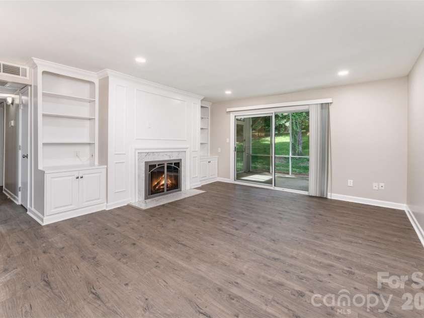7026 Quail Hill Road, Charlotte, NC 28210.  MLS# CAR4394887, YatesRealty ID 31221. 