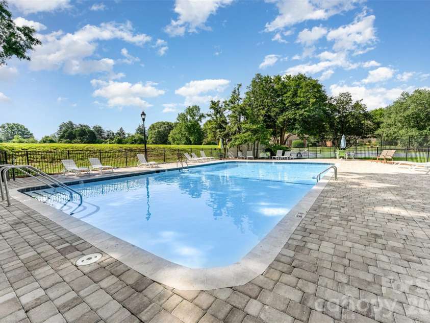 7026 Quail Hill Road, Charlotte, NC 28210.  MLS# CAR4394887, YatesRealty ID 31221. 