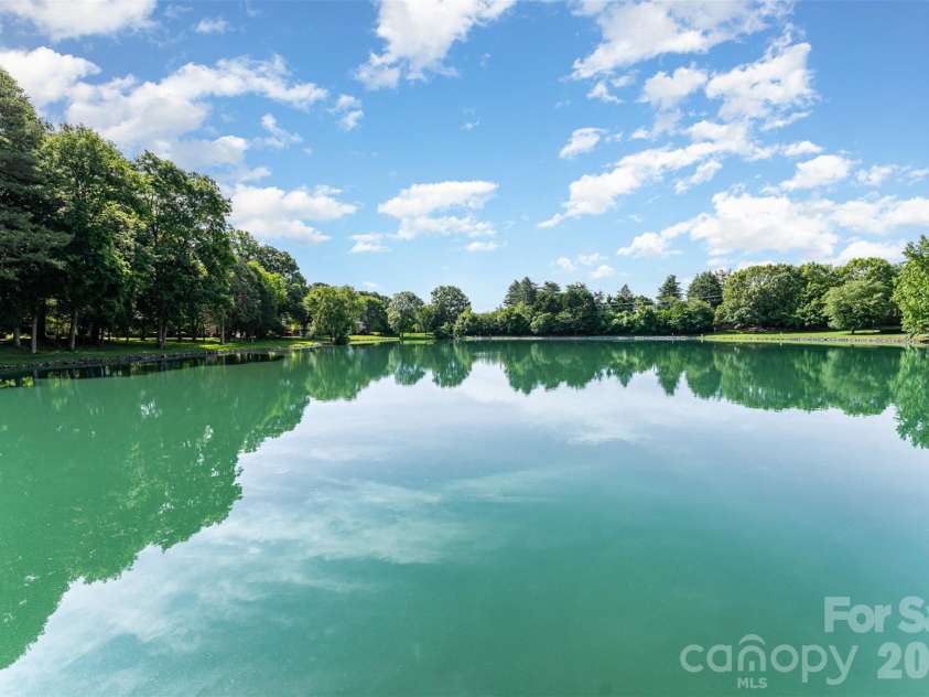 7026 Quail Hill Road, Charlotte, NC 28210.  MLS# CAR4394887, YatesRealty ID 31221. Pond