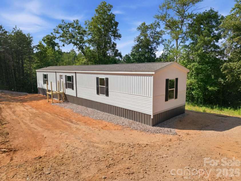 7499 Virginia Ridge, Connelly Springs, NC 28612.  MLS# CAR4393674, YatesRealty ID 31222. 