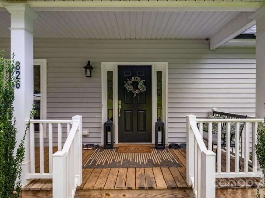 826 Country Lane, Pelham, NC 27311.  MLS# CAR4284309, YatesRealty ID 31222. 