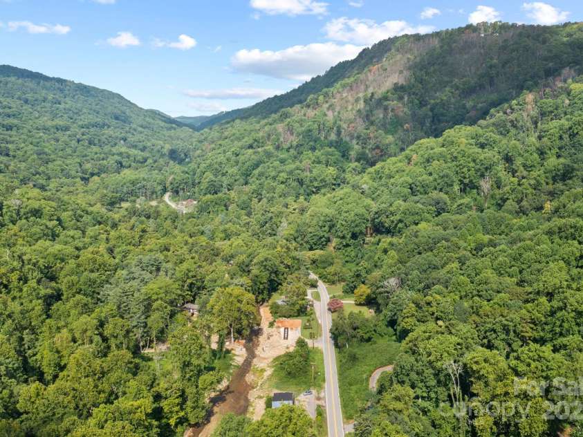 3178 US 176 Highway, Tryon, NC 28782.  MLS# CAR4287486, YatesRealty ID 31223. 