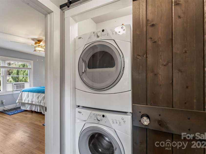 258 Broad Street, Marion, NC 28752.  MLS# CAR4287341, YatesRealty ID 31224. 