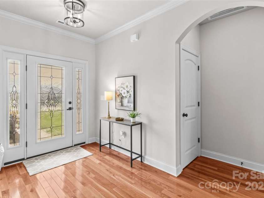 155 Greythorn Drive, Statesville, NC 28625.  MLS# CAR4282537, YatesRealty ID 31225. 