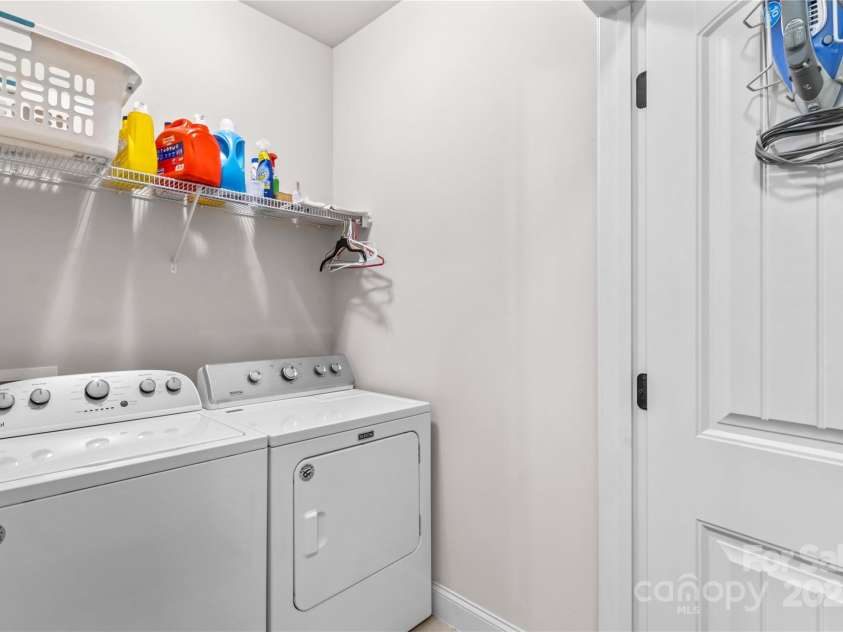 155 Greythorn Drive, Statesville, NC 28625.  MLS# CAR4282537, YatesRealty ID 31225. 